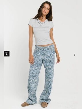 Lyra Mid Rise Wide Leg Jeans - Bohme